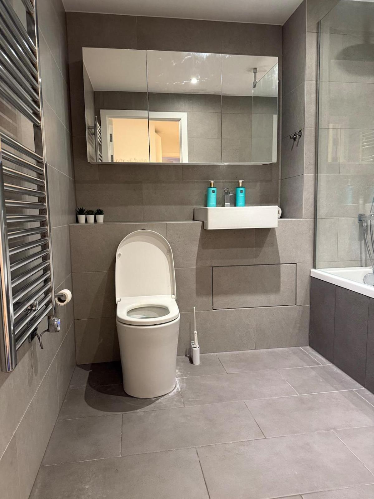 New 2 Bed Apartment Greenwich Londres Exterior foto